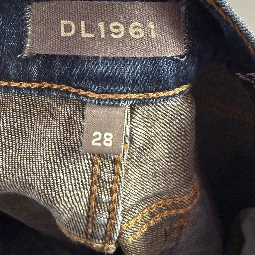 DL1961 Patti Straight High Rise Vintage Ankle Jeans in Dark Blue‎ Size 28